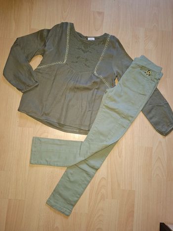 Magnifique ensemble jegging et blouse 7/8 ans 🌺 tape à l'œil 🌺 excellent état