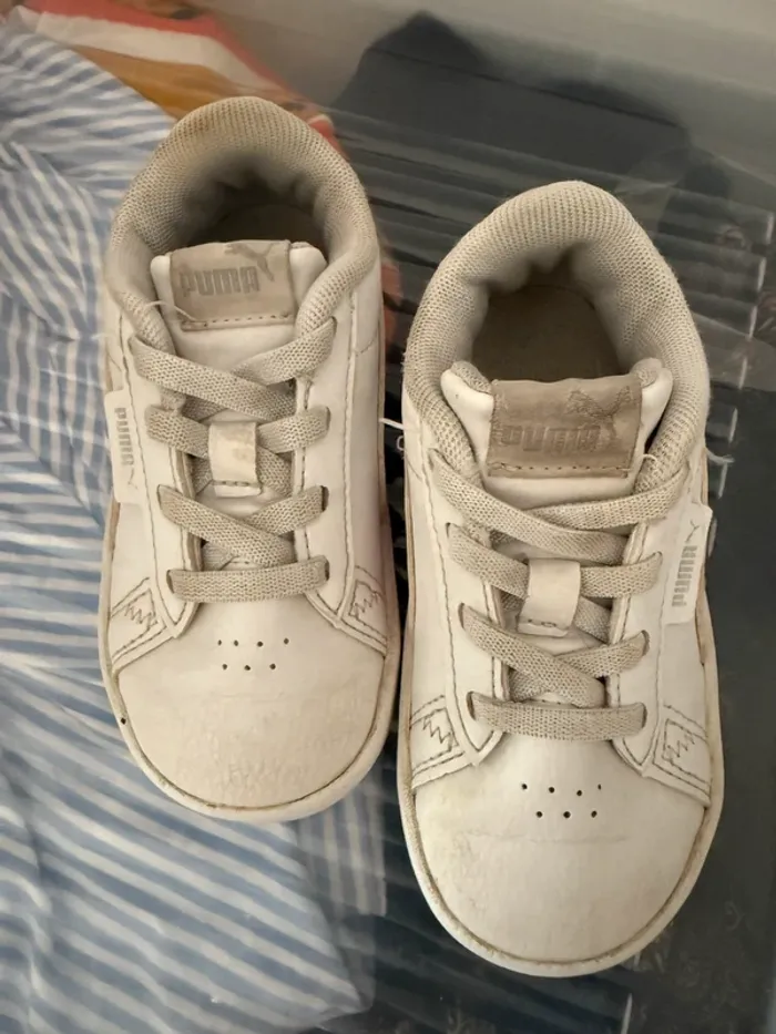 Baskets basses Puma blanches et roses - Pointure 23 - photo numéro 4