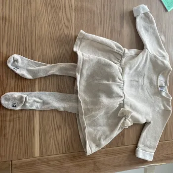 Superbe rose irisée petit bateau