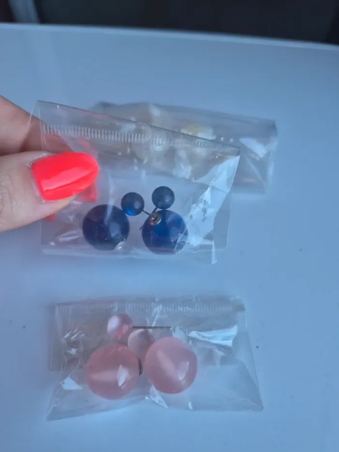 Lot 3 boucles d'oreilles - photo numéro 3