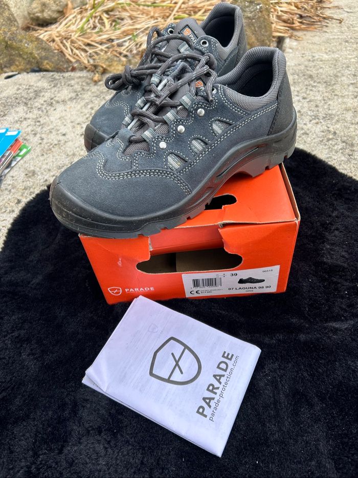 Chaussure de sécurité Parade neuve - photo numéro 2