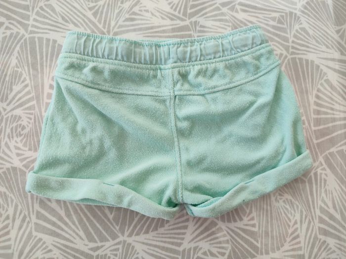 Short fille - photo numéro 2