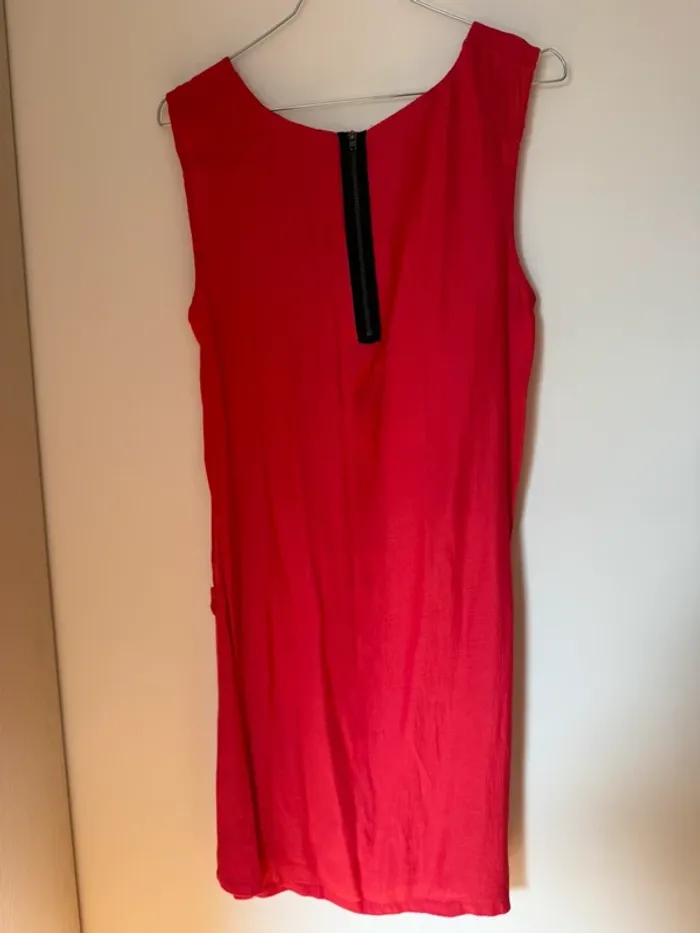 Robe rouge uni - photo numéro 3