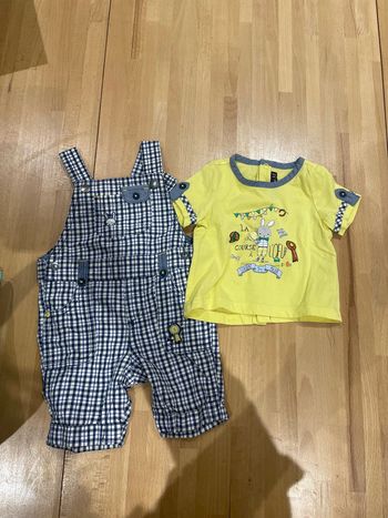 Ensemble salopette et tee shirt 3 mois