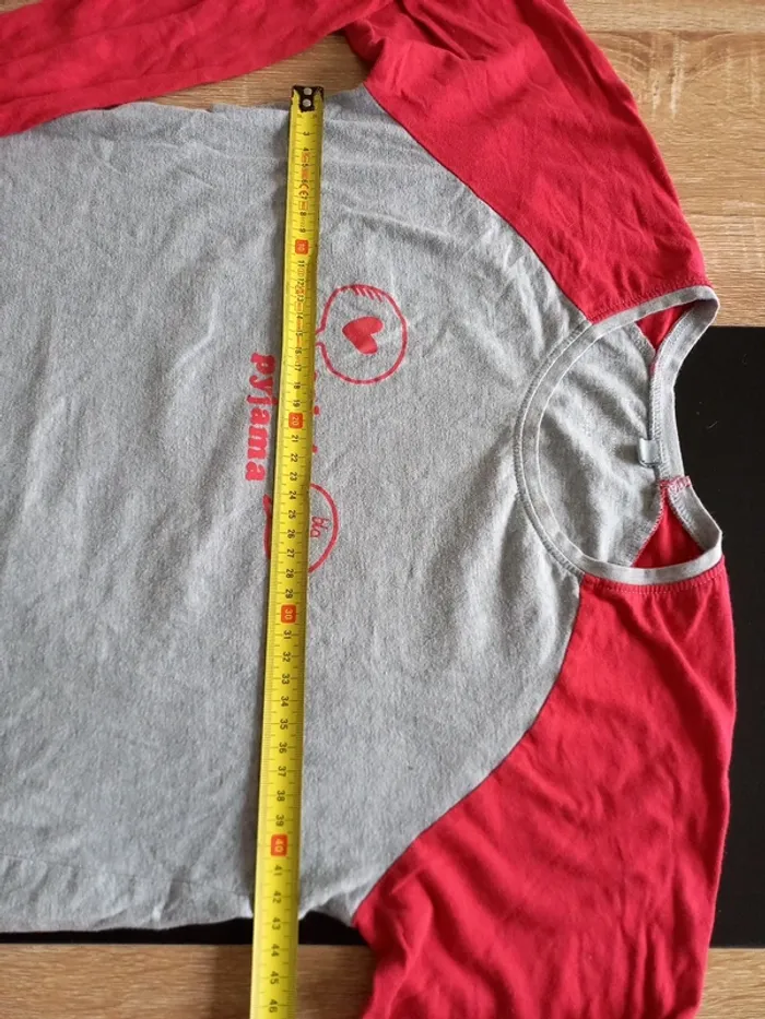 Haut de pyjama 16 ans - photo numéro 8