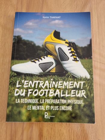 Livre L'entraînement du footballeur