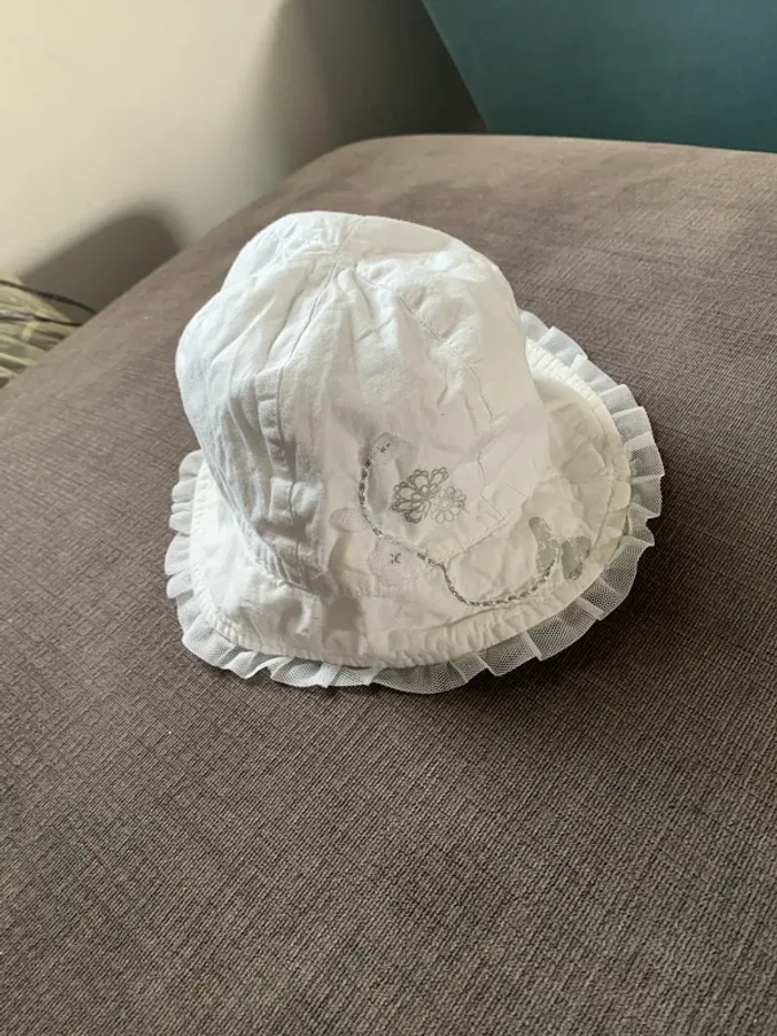 Chapeau bébé