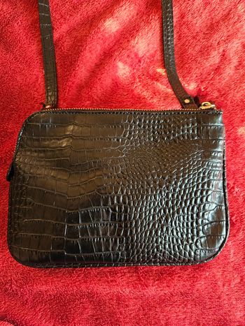 Sac bandoulière croco noir Monoprix