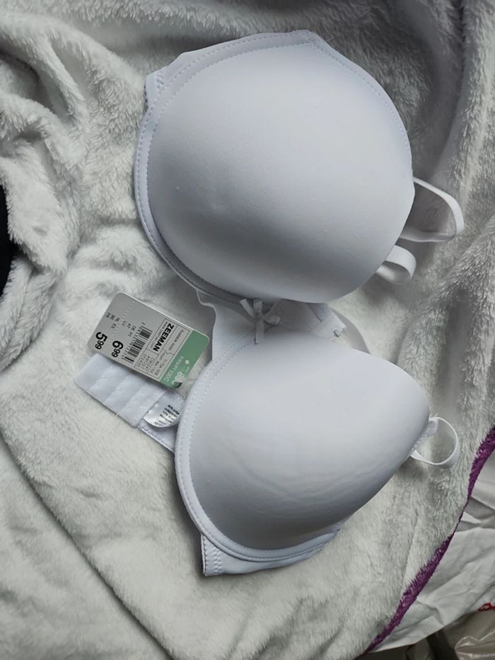 Soutien gorge - photo numéro 3
