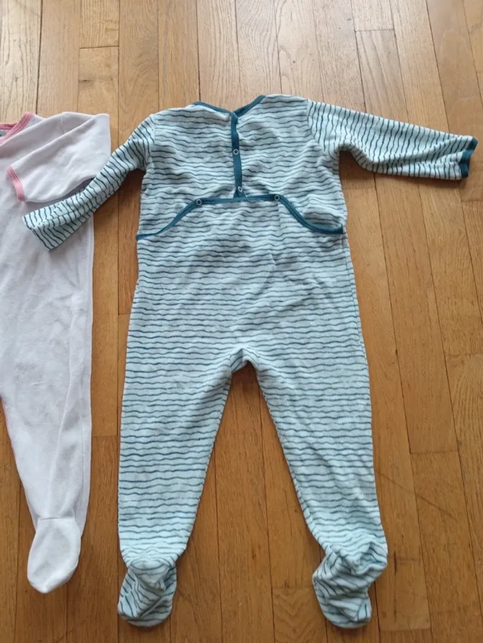Lot 3 pyjamas grenouillère fille velours hiver, 1 pièce, Petit Bateau 24 mois - photo numéro 6