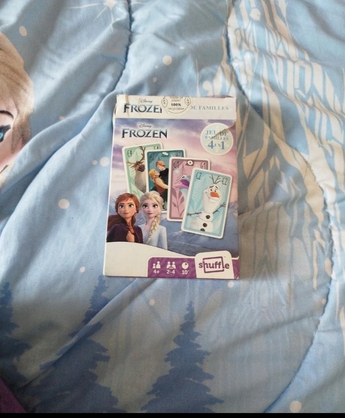 Jeux de 7 familles reine des neiges il est complet