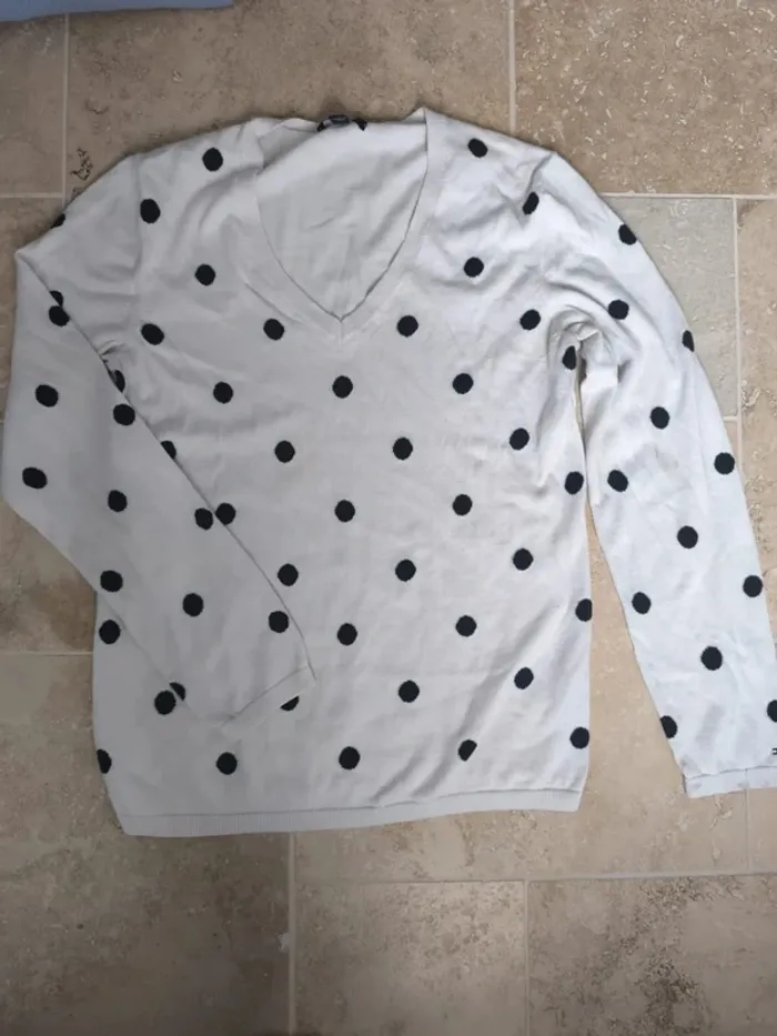 Lots de pull femme Tommy Hilfiger et Ralph Lauren mauvais état - photo numéro 16