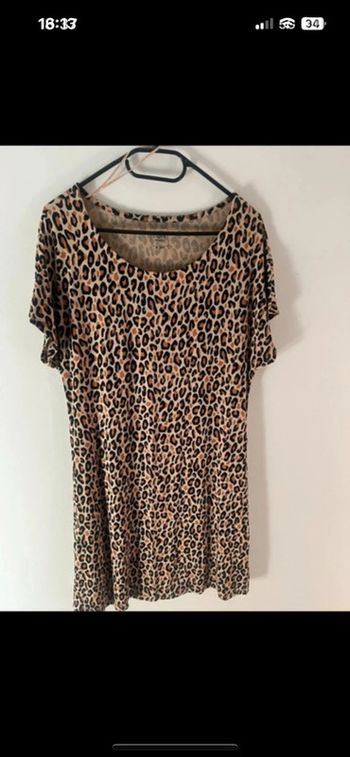 Robe léopard élégante et tendance taille 38/40