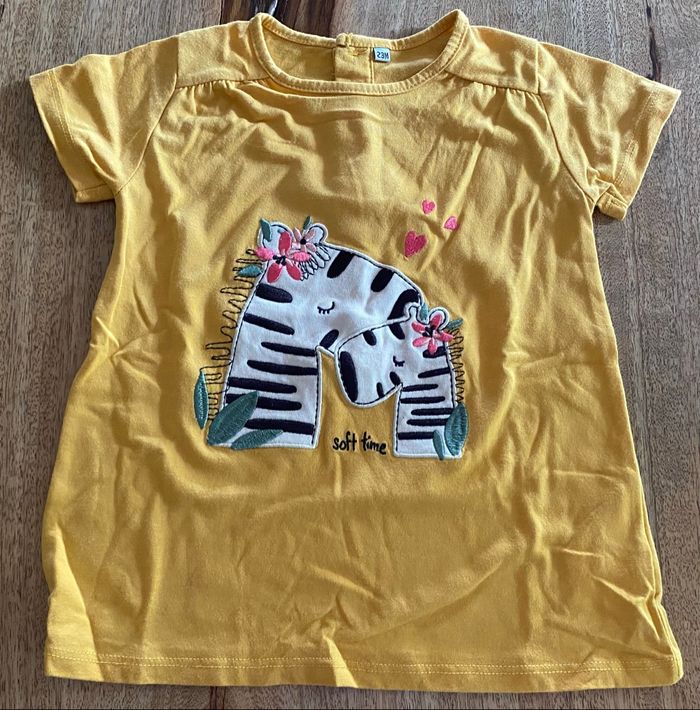 T-shirt et legging - photo numéro 2