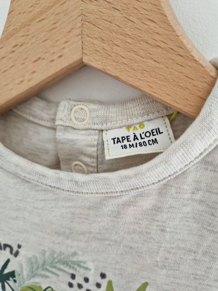 Lot de t-shirts TAO 👶 - photo numéro 2