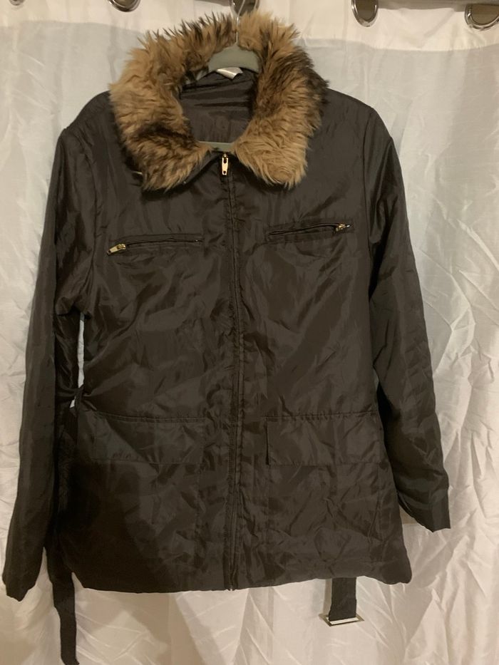 Blouson 3 suisses marron taille 42-44 mi saison tres bon état col détachable avec ceinture - photo numéro 2