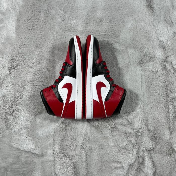 Nike Air Jordan 1 Mid « Black/Gym Red-White » pointure 44.5 - photo numéro 5