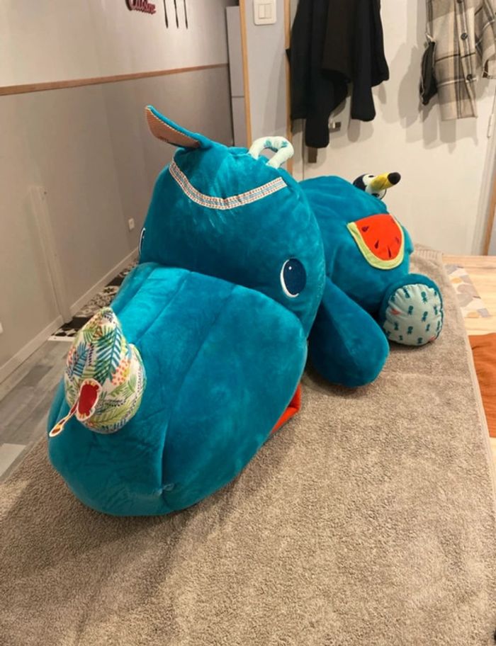 Grande peluche range secret Marius bébé