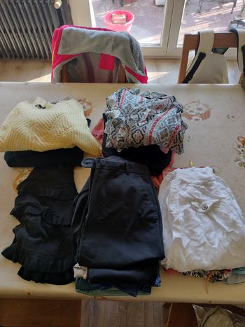 Lot de 31 pièces taille 36 femme