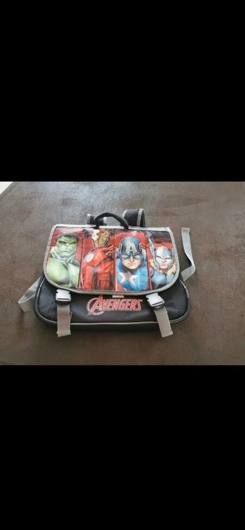 Sac d'école avengers prix négociable