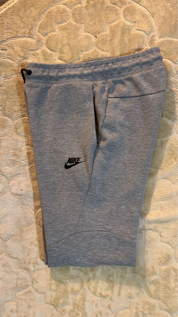 Jogging Nike taille XS - photo numéro 3