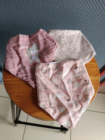 Lot de bavoirs lavable pour bébé, neufs 