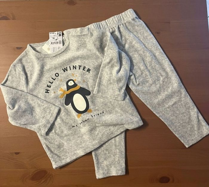 Neufs(non portés) 🏷😍💙pyjamas 24mois Garçon 💙😍 - photo numéro 3