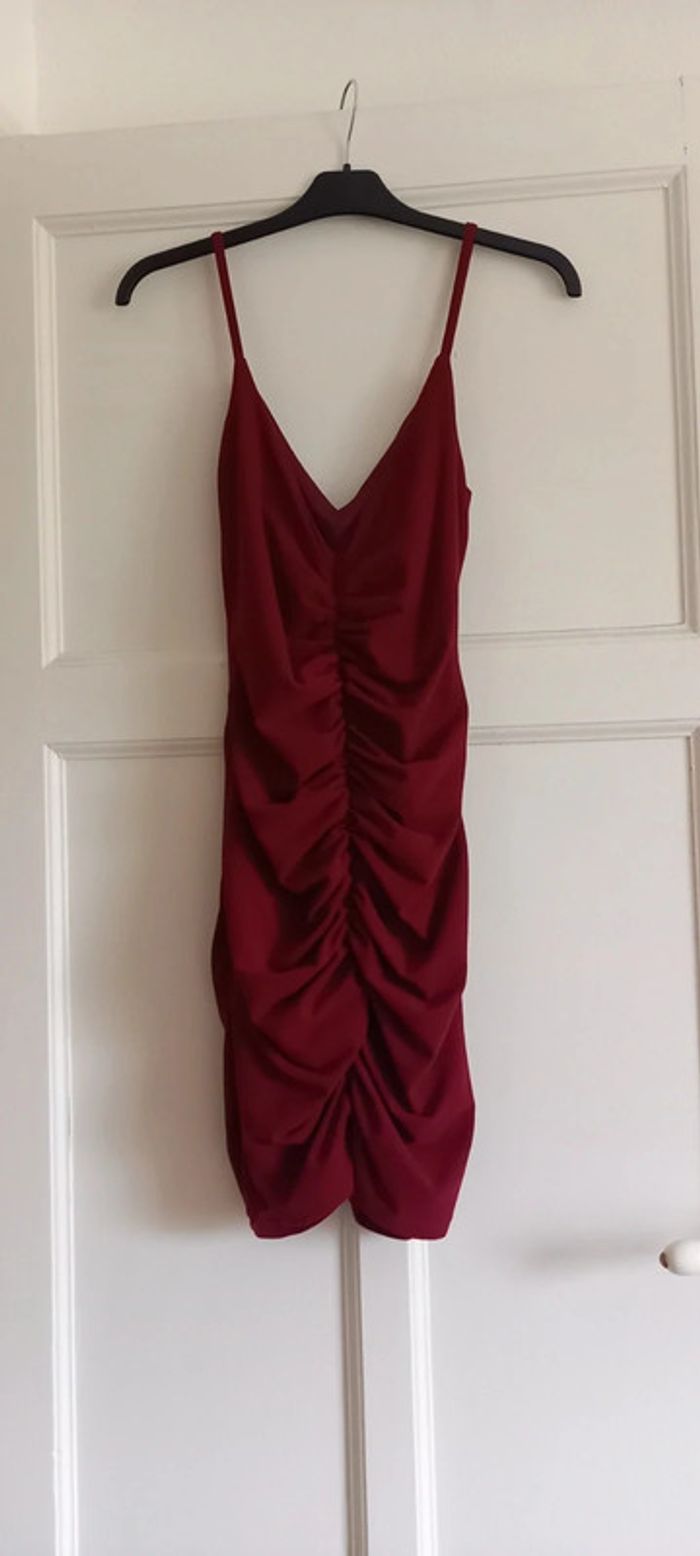 Robe moulante en velour rouge bordeaux avec doublure 38 shein - photo numéro 2
