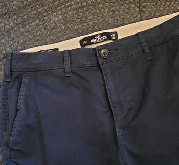 Pantalon chino skinny Hollister bleu marine - W30/L32