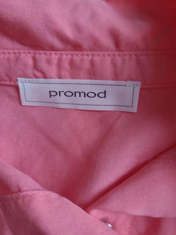 Chemise ou veste rose - photo numéro 8