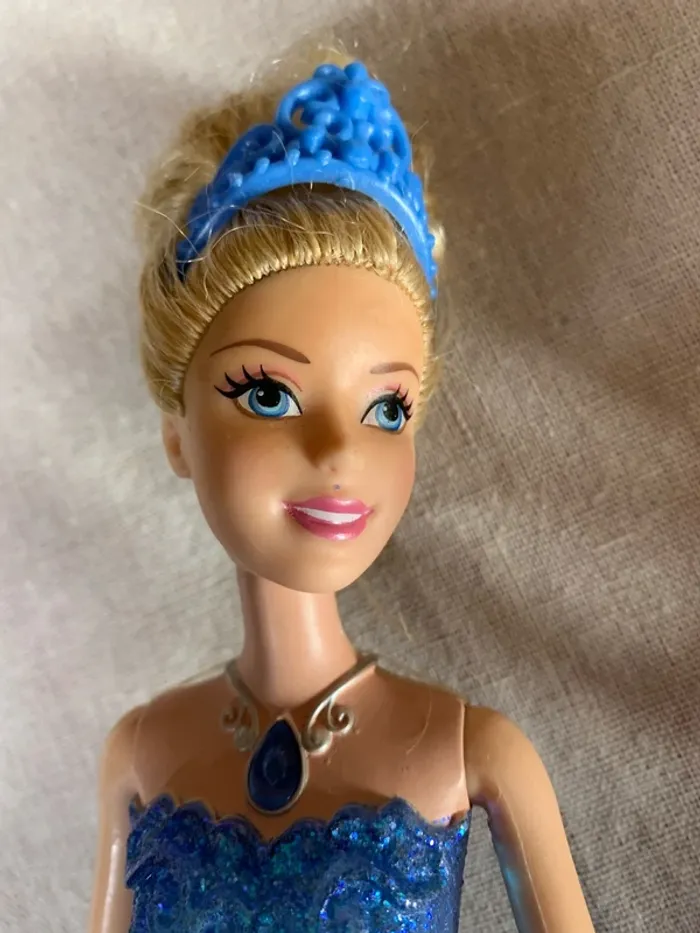 Barbie en lot de deux - photo numéro 10