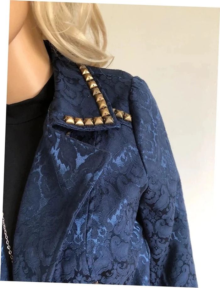 Veste jacquard bleue marine neuve avec rivets Beloved taille M (taille petit) - photo numéro 10