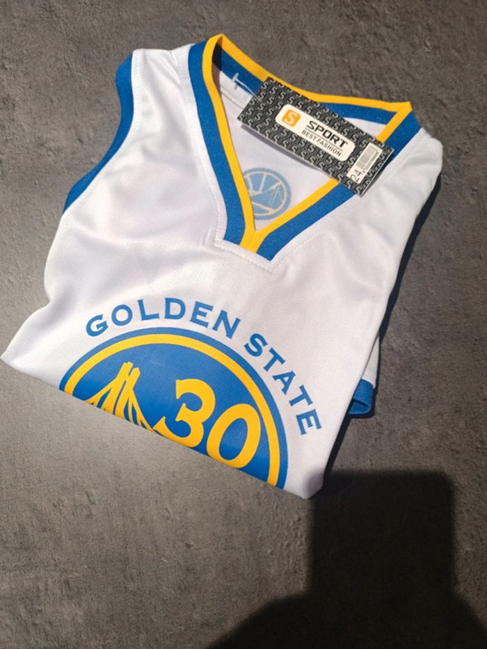 Tenue NBA golden state warriors Stephen Curry blanc. T.24 - photo numéro 4