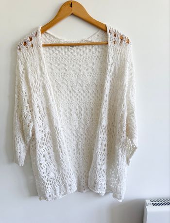 Gilet cardigan blanc en crochet - Hollister taille 34 XS 36 S - comme neuf 