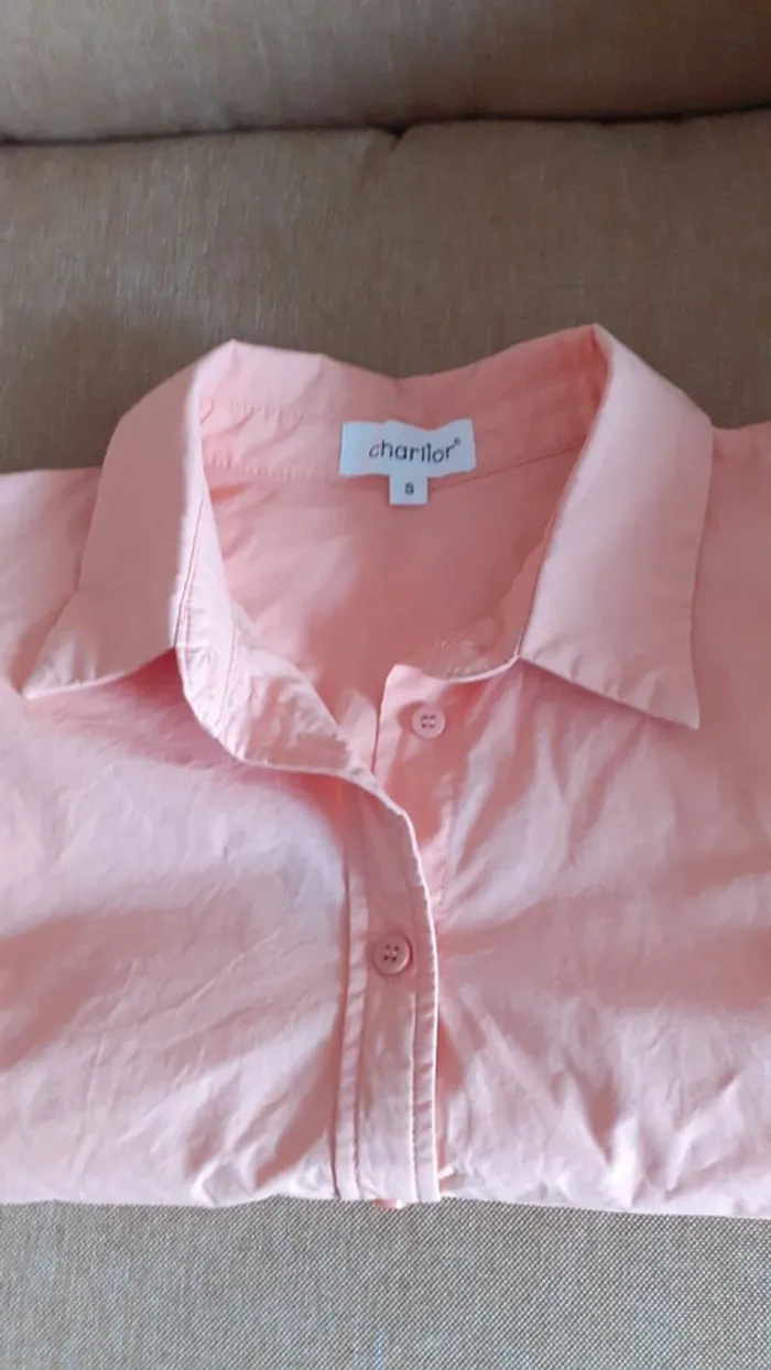 Très belle chemise Charlior - photo numéro 2