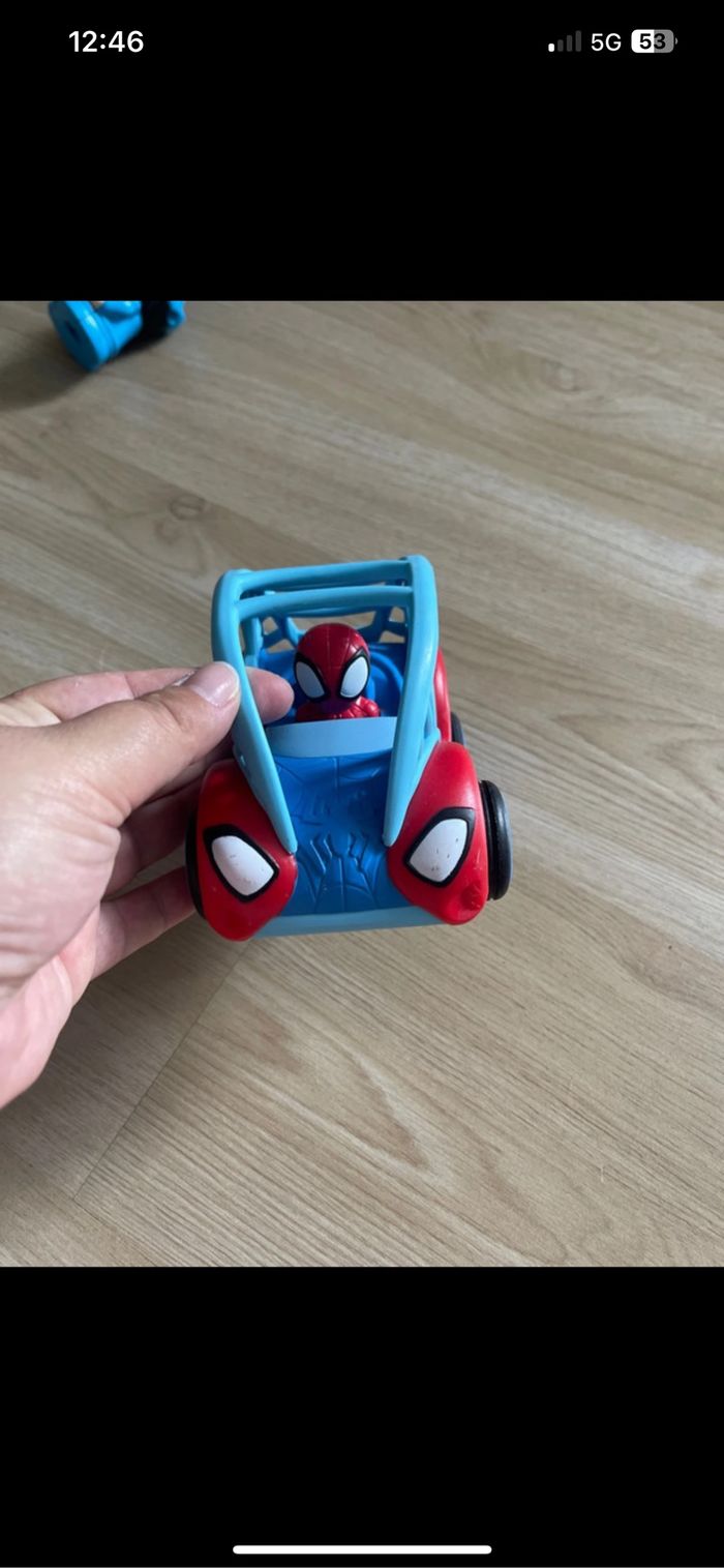 Voiture Spiderman