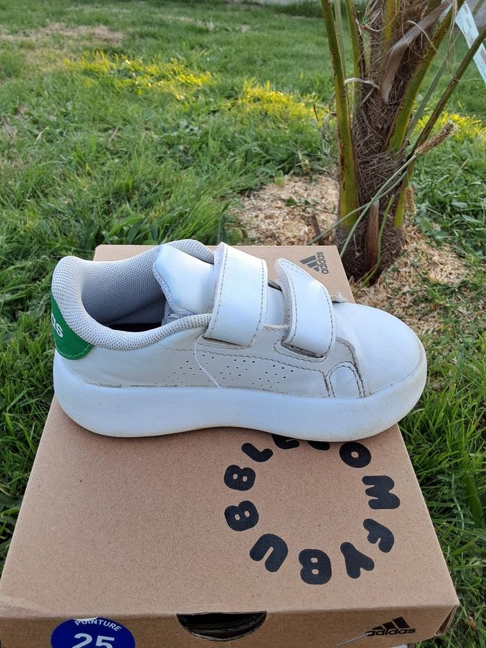 Baskets à scratchs T25 Adidas, Parfait état - photo numéro 2
