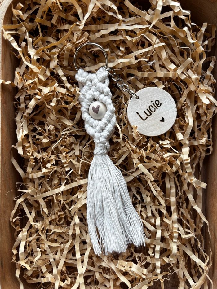 Porte-clés en macramé - photo numéro 2