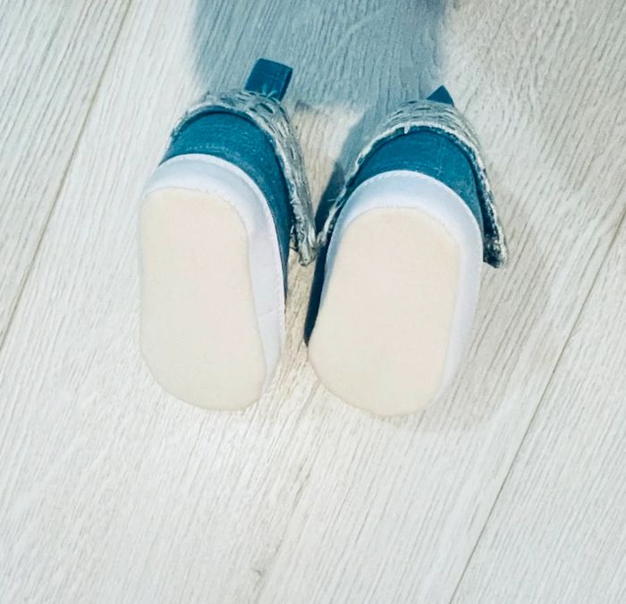 0/3 mois - baskets bleu jeans et dentelles - photo numéro 4