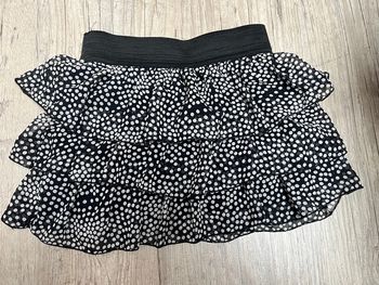 Jupe courte volant à pois taille 12 ans