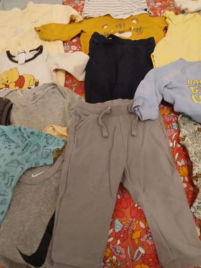 Lots vêtements bébé 6 à 12 mois - photo numéro 3