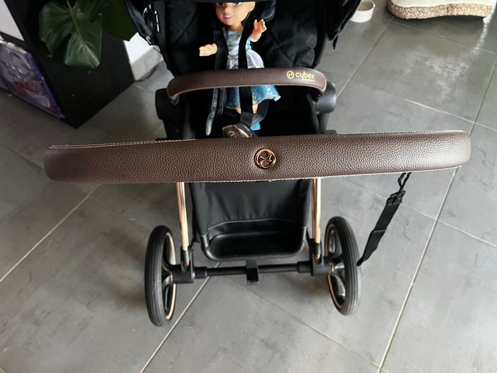 Poussette Priam 3 Cybex Rosegold et noire - photo numéro 8