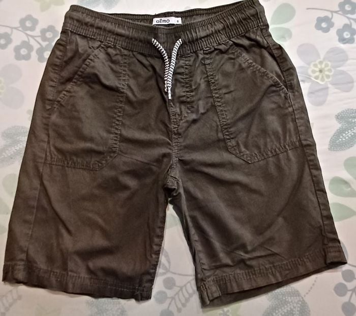 Short garçon en 8 ans