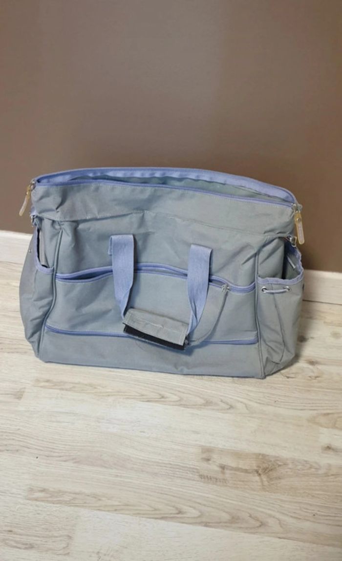 Grand sac a langer - photo numéro 2
