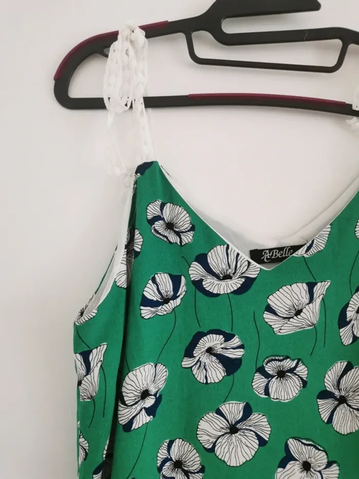 Robe verte fleurie – Taille 36 - photo numéro 3