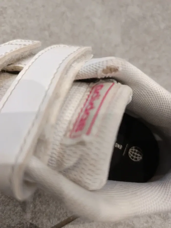 Basket adidas blanche 24 - photo numéro 2