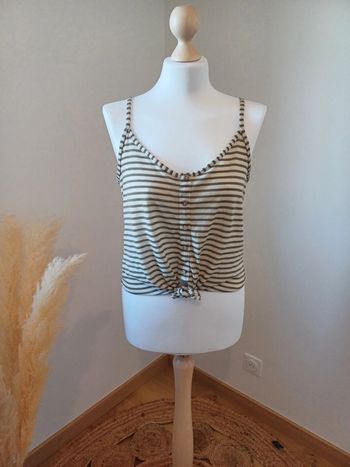 Top court rayé boutonné taille S 36