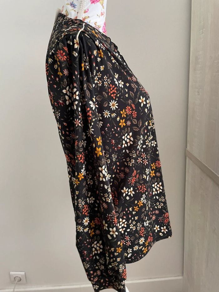 Blouse fluide noir fleuri - photo numéro 2