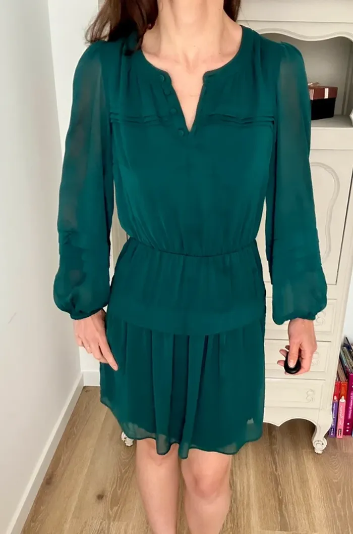 Robe Naf Naf en mousseline – Décolleté V, manches longues - photo numéro 6