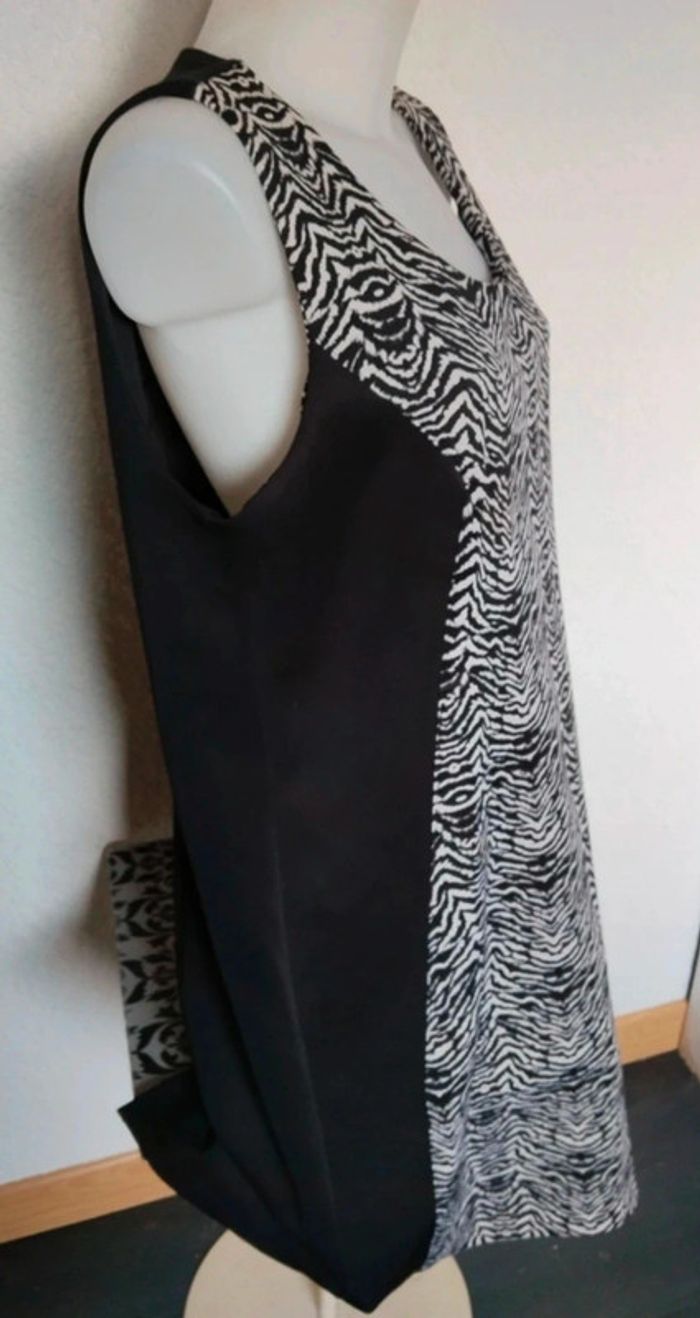 Jolie robe femme taille 46 - photo numéro 4